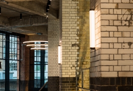 Óscar Roca —Camera Owner/Operator,DOP, Filmmaker.