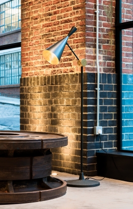 Óscar Roca —Camera Owner/Operator,DOP, Filmmaker.