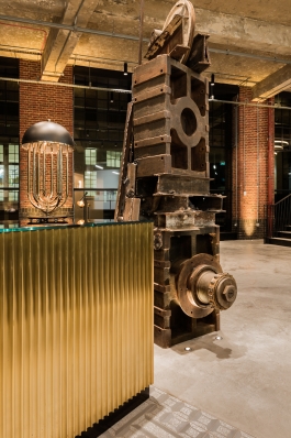 Óscar Roca —Camera Owner/Operator,DOP, Filmmaker.