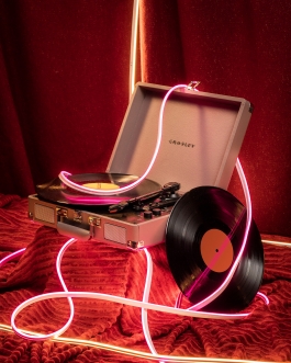 Óscar Roca —Camera Owner/Operator,DOP, Filmmaker.